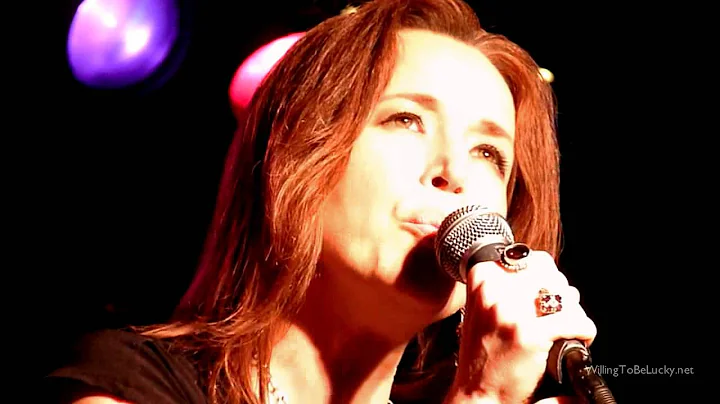 Michelle Duffy sings 'Long Past Dreaming' from Lea...