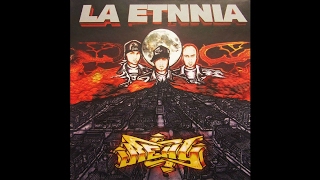 La Etnnia - De la Cuna al Ataud Ft. Full Nelson (Real 2004)