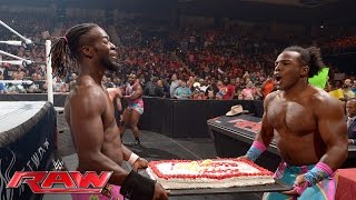 The New Day vs. The Social Outcasts: Raw, May 23, 2016