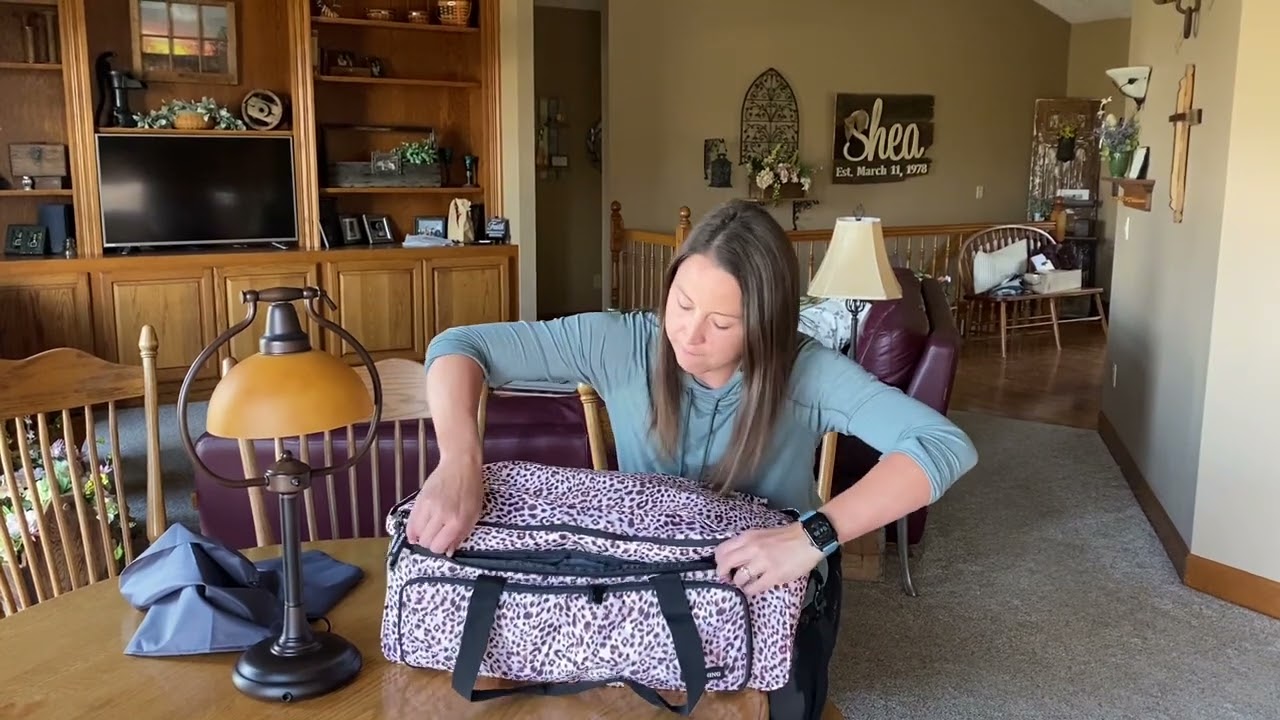 Review of IMAGINING Carrying Case Bag Compatible with Cricut Maker