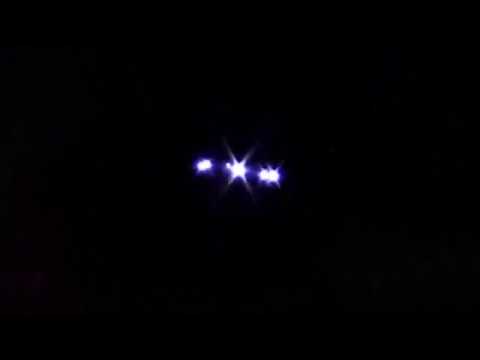 Video: Kanada Londoni Linna Elanik Pildistas UFO-d Mustas äikesepilves - Alternatiivne Vaade