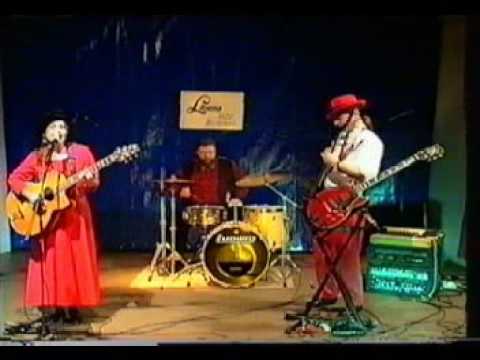 Libena and her Jazz Brothers - Red Roses