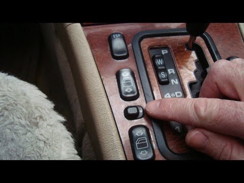 Что это за кнопка? Mercedes W210