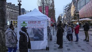 Covid-19 : le gouvernement français se mobilise face à Omicron