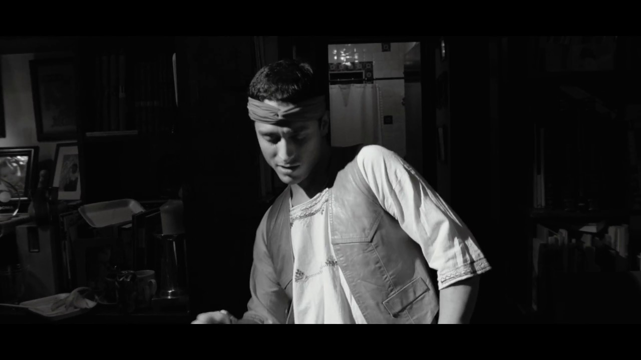 Watch Delay lay lay - María on YouTube Watch Delay lay lay - María on YouTube