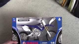 Unboxing a 1:6 scale model dirtbike