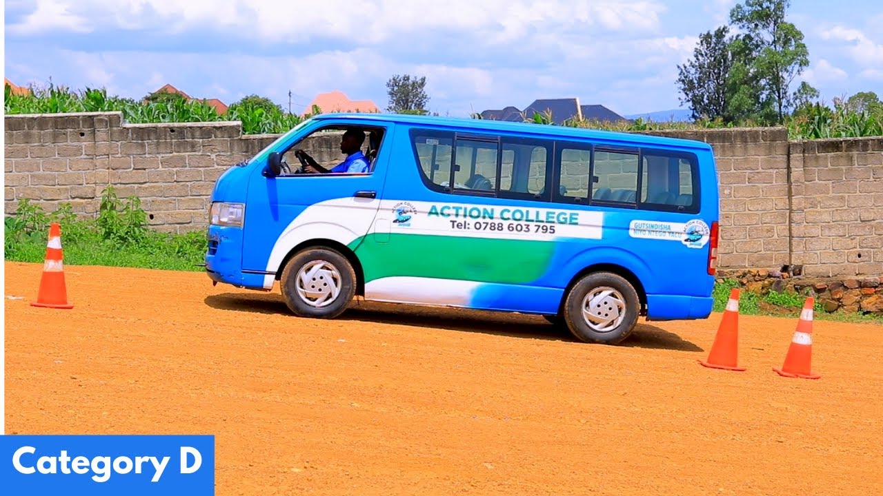 MINI BUS | DORE UBURYO BUSOBANUTSE BWO GUKORA IKIZAMIN CYA DEMARAGE CAT D