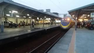 7202臺南進站緩速 回送7801次編組 一敞2PP車廂 守車 19空平