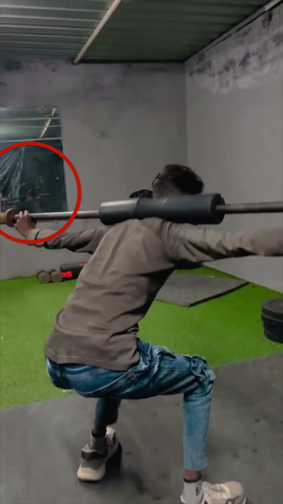 Fake squat !! ??