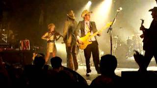 Watch Les Cowboys Fringants Denise Martinez video