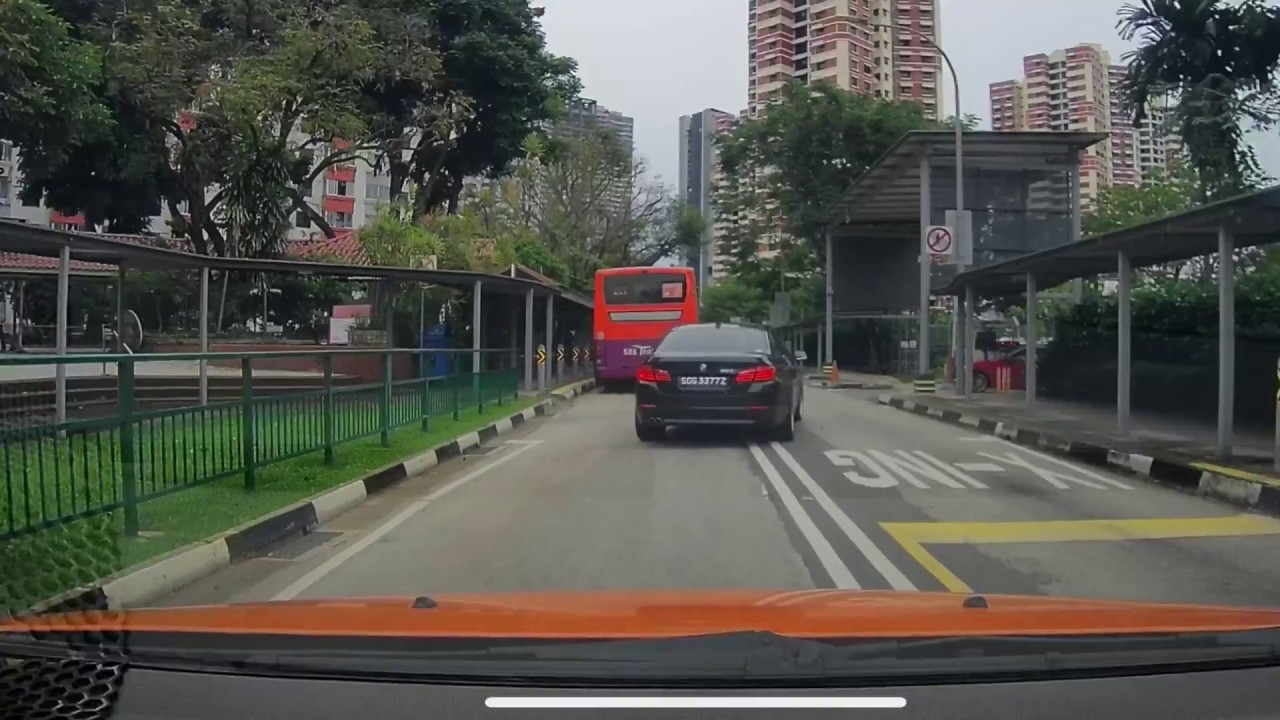 road trippin 14jan2017 SGG3377Z bmw cutting over double white lines