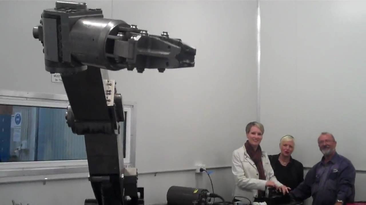 claire opperating robot arm