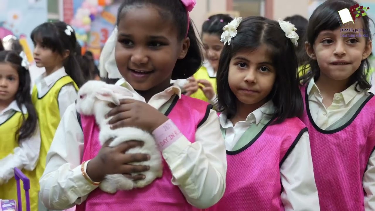 فعاليات الأسبوع التمهيدي -الصف الأول الابتدائي مسار ثنائي اللغة بمجمع البنات مدارس التعلم النموذجية 