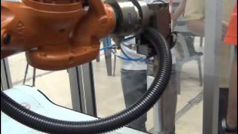 KUKA Robot Lab 2 Group M2 (Part 1)