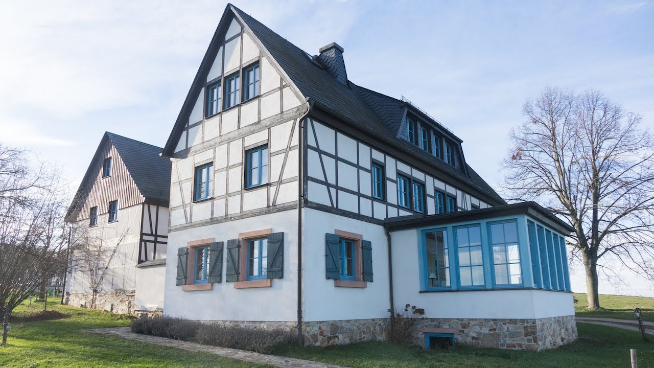New BAUERNGUT zu verkaufen in Limbach-Oberfrohna OT Uhlsdorf bei Chemnitz - Realis Chemnitz
