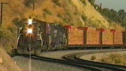 Tehachapi_(1991) Espee Tunnel-Motors, Full SP Light Package At Cliff