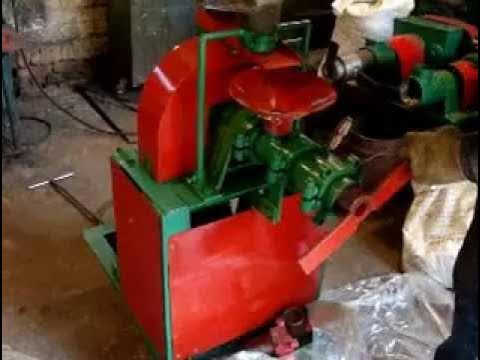 Зернодробилка урожай колос 2м зернодробилка дон бизон - YouTube