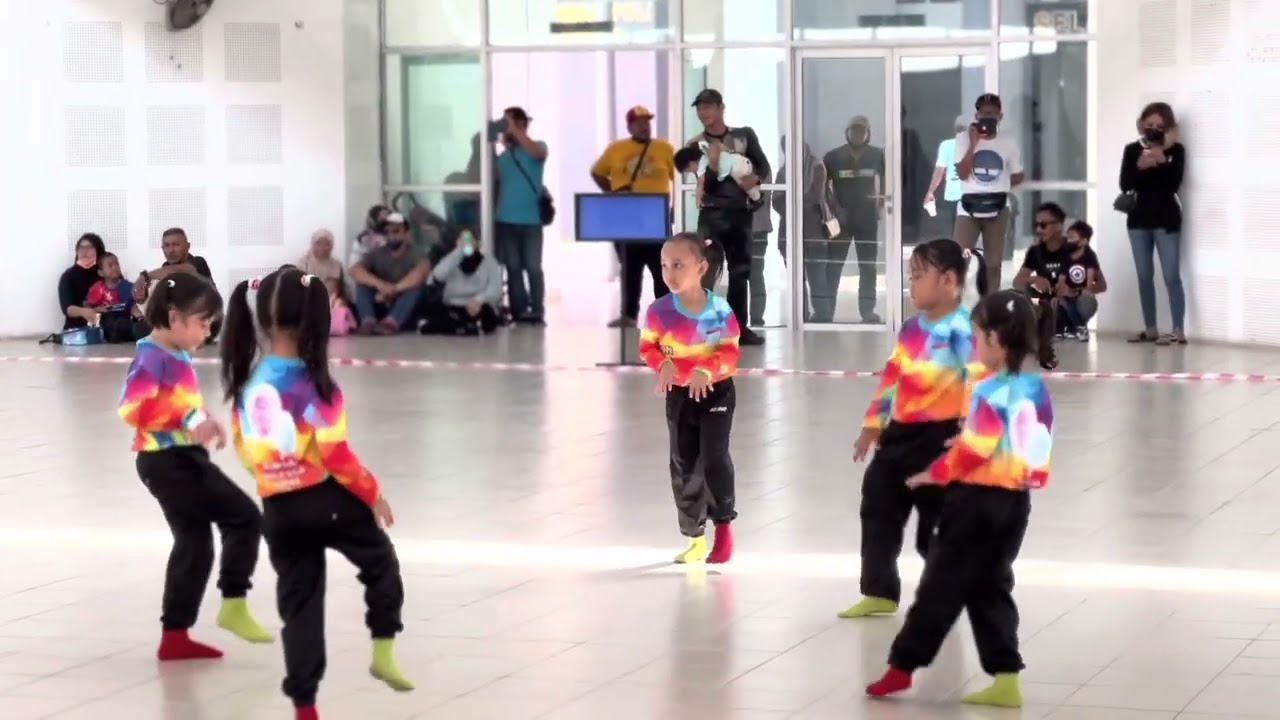 Anak dpt JOHAN Gerak Kreatif antara sekolah2 | Tabika Kemas Simpang Jeram Muar Johor | Sharilaa