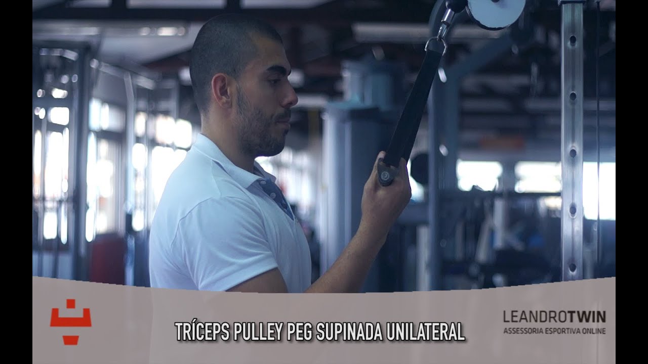 Tríceps pulley pegada supinada unilateral - execução exercício suplementos vitaminicos