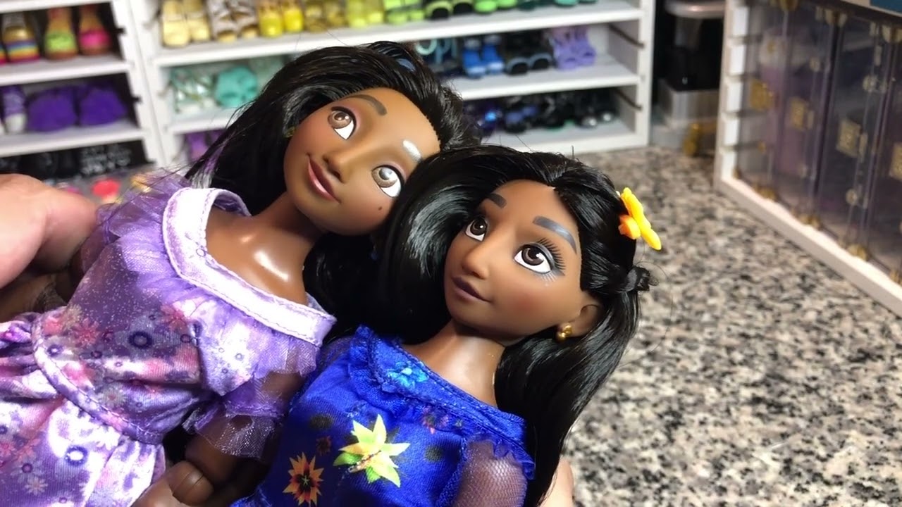 Disney Store: Encanto Isabella Hair Play Doll vs Jakks Pacific Singing Isabella Doll and Body Swap
