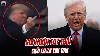 Tổng Thống Trump Lại Gây Sốc Giơ Ngón Tay Thối Với Nhân Viên Công Ty Ford Và Chửi Fk You