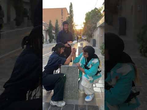 با دوقلو ها مچ انداختمم ببين چقدر قويممم