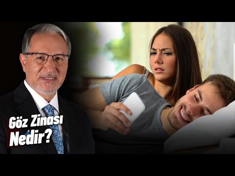 Qorin tugmasi atrofida tatuirovka qilingan sariq porno model