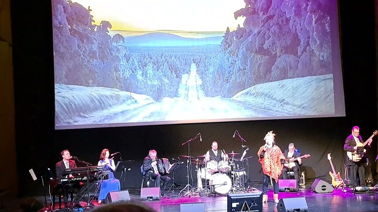 Kuusamo 15.4.2023. Legenda orkesteri. Tarja Ylitalo; Lapin Tango