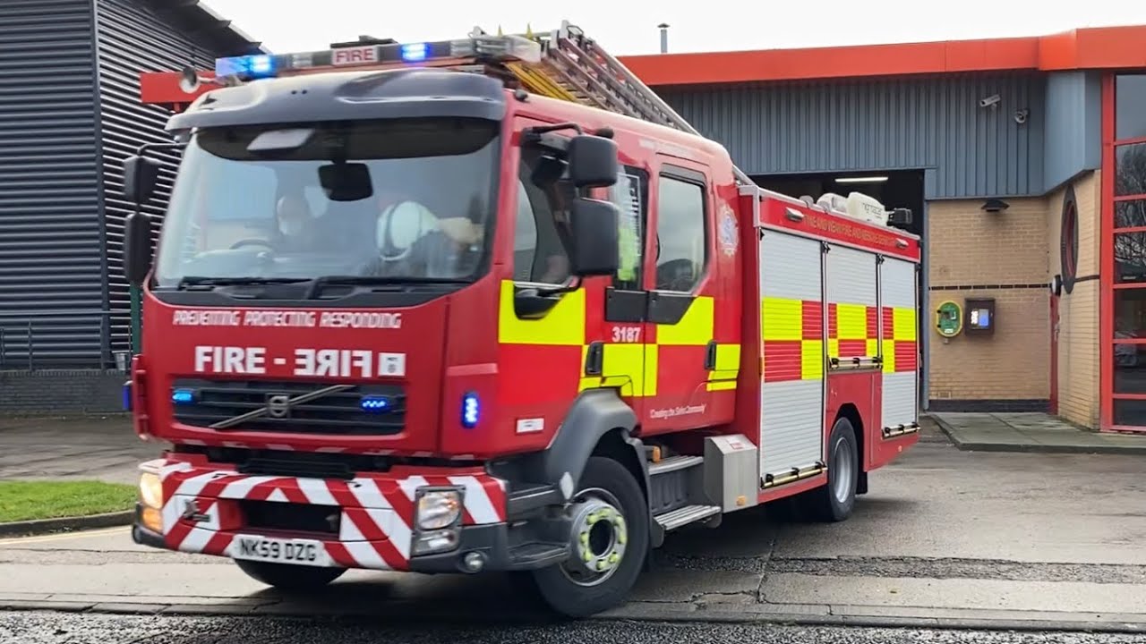 * TWO TONES* Tyne And Wear Fire And Rescue Service - Rainton Bridge ...