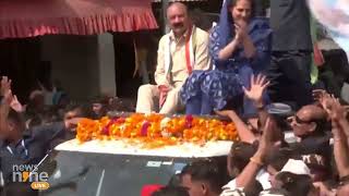 Priyanka Gandhi Vadra Leads Roadshow for Congress Candidate in Amethi | News9