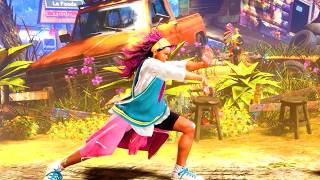YASMINE IS DOING A HADOUKEN!