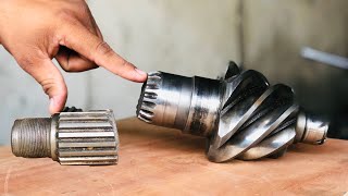 A Mechanic Repaired the Broken Pinion, Which is very Difficult to Repair | Give your Opinion