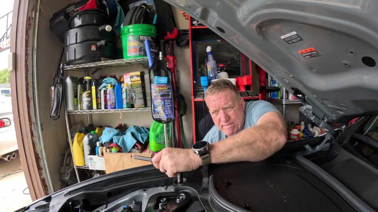 Installing Kanjo SpecD Hood Struts on the 2026 Nissan Z - YouTube