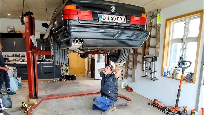 BMW 525i E34 (Remplacement de la pompe à eau et du thermostat ...