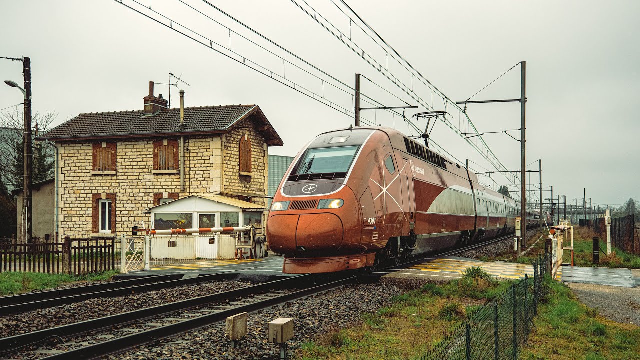 4K : COMPILATION TRAINS FRANÇAIS & PASSAGE A NIVEAU MANUEL EN ACTION - BOURG-EN-BRESSE !