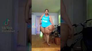 Ssbbw Pear Shaped Wide Hips Outfit Idea Female Fashion Modeling @FemaleFashionT.V