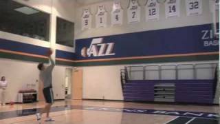 Jeremy Evans Dunks Pass Off Wall