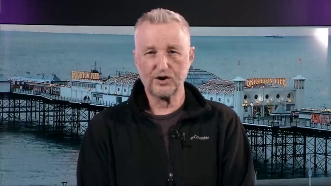 GE2017: Billy Bragg calls for Labour to back a Progressive Alliance