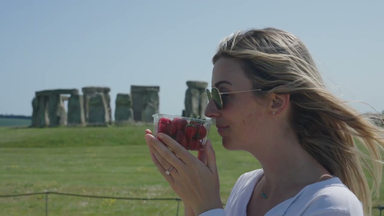 Pura - Charles Foster | Metric Studios