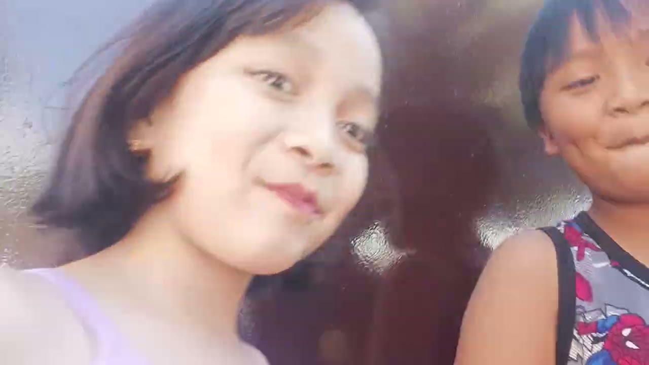 First time in the video speaking filipino🤫