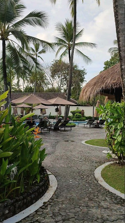 Morning View at Bali Beach - Suasana Pagi di Hotel Nusa Dua Bali - Wisata Bali - Hotel Bintang 5