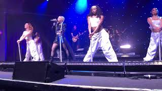 Ava Max - Kings &amp; Queens (Live in Portland)