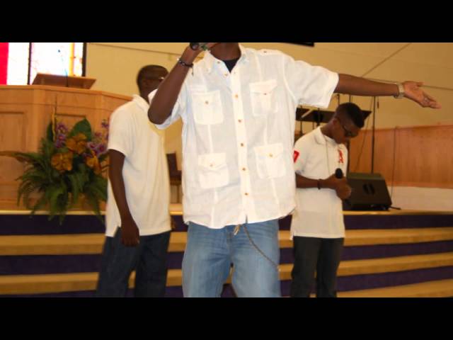 The Moment - Kobe ft. Yung blacks and Young Skywalker auf YouTube ansehen The Moment - Kobe ft. Yung blacks and Young Skywalker auf YouTube ansehen
