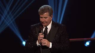 Daniel O&#39;Donnell - Green Green Grass Of Home [Live at Millennium Forum, Derry, 2022]