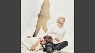 Download Lagu Eiffel (feat. Cherry Coke) Download Lagu Eiffel (feat. Cherry Coke)