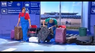 Уральские Пельмени  - Таможенники Перебирают Багаж