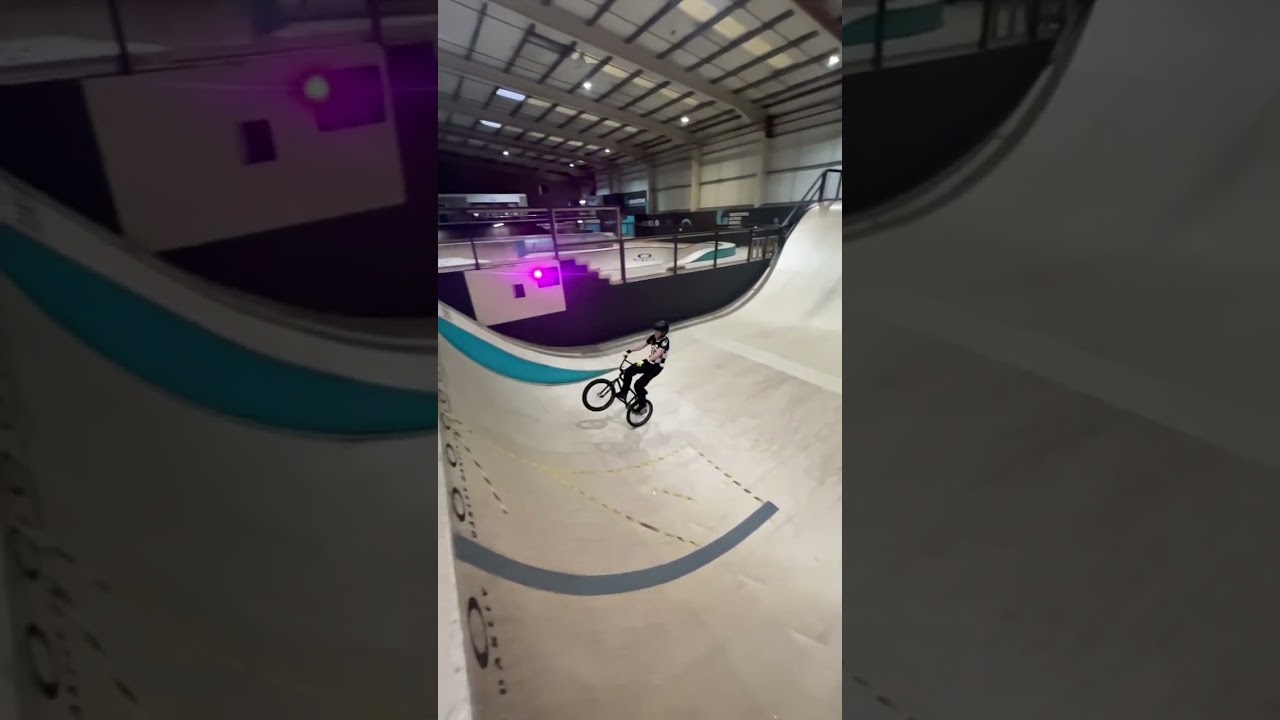 Bmx Manual nose bonk to flip in foam pit 😃 