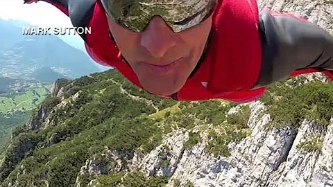 Wingman Mark Sutton Dead: Famed Stuntman Killed Du...