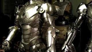 Hot Toys 12 1/6 IRON-MAN MARK II 2 ARMOR UNLEASHED & ORIGINAL COMPARISON