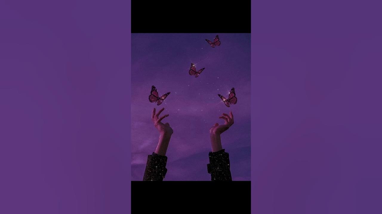 виниловые пластинки эстетика. старая пластинка. названия песен на английском. эстетичные песни названия. музыкальные пластинки эстетика.